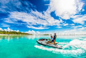 Moto de agua Sin Limite De Potencia Navegar Es Un Arte